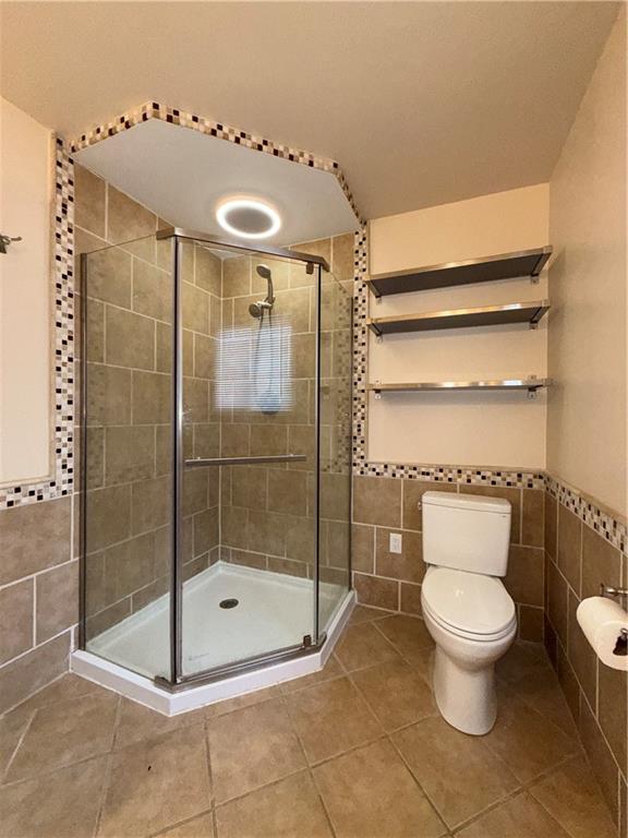 17 Cambria Point Street Pittsburgh, PA 15209 - Photo 16 of 32