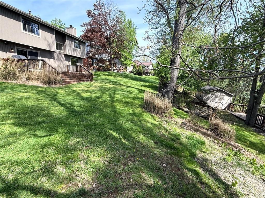 17 Cambria Point Street Pittsburgh, PA 15209 - Photo 29 of 32