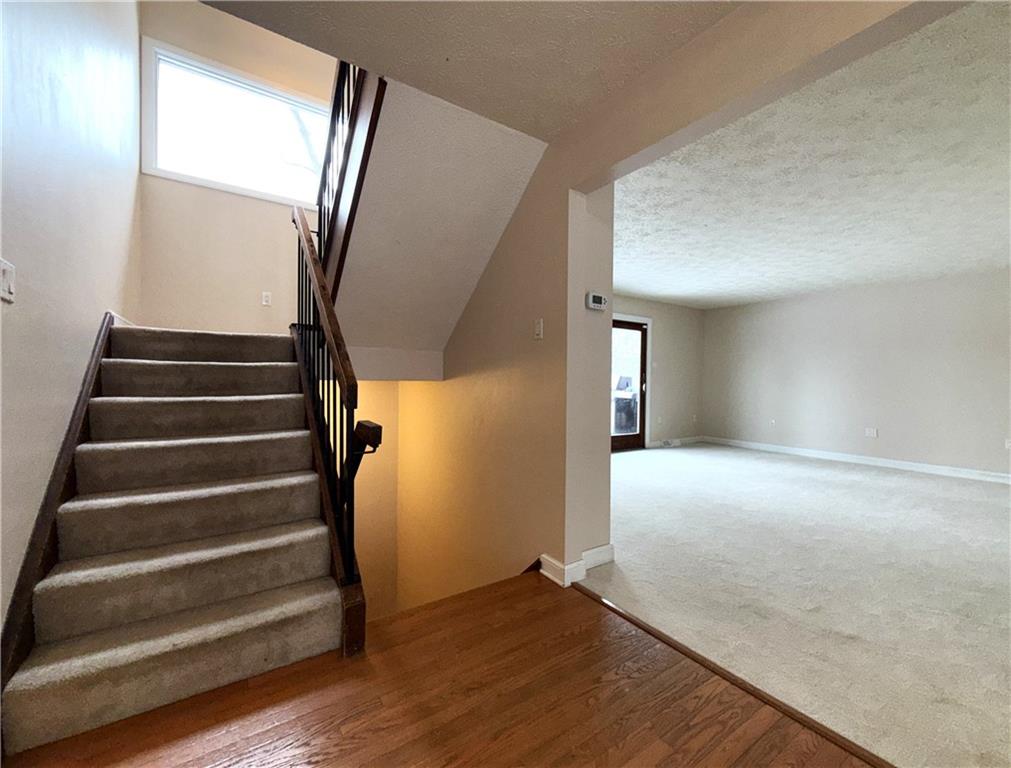 17 Cambria Point Street Pittsburgh, PA 15209 - Photo 6 of 32