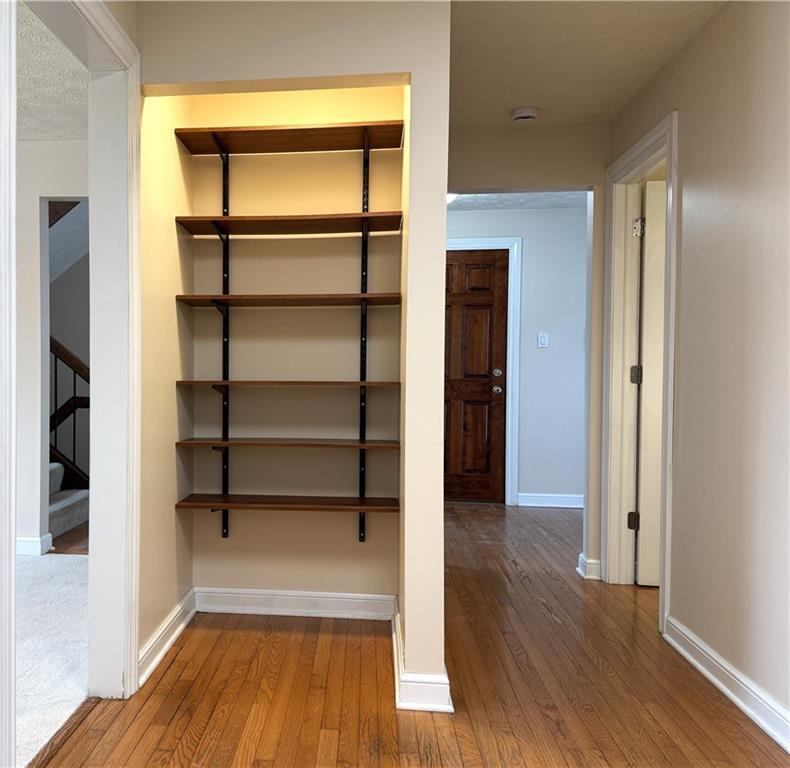 17 Cambria Point Street Pittsburgh, PA 15209 - Photo 8 of 32