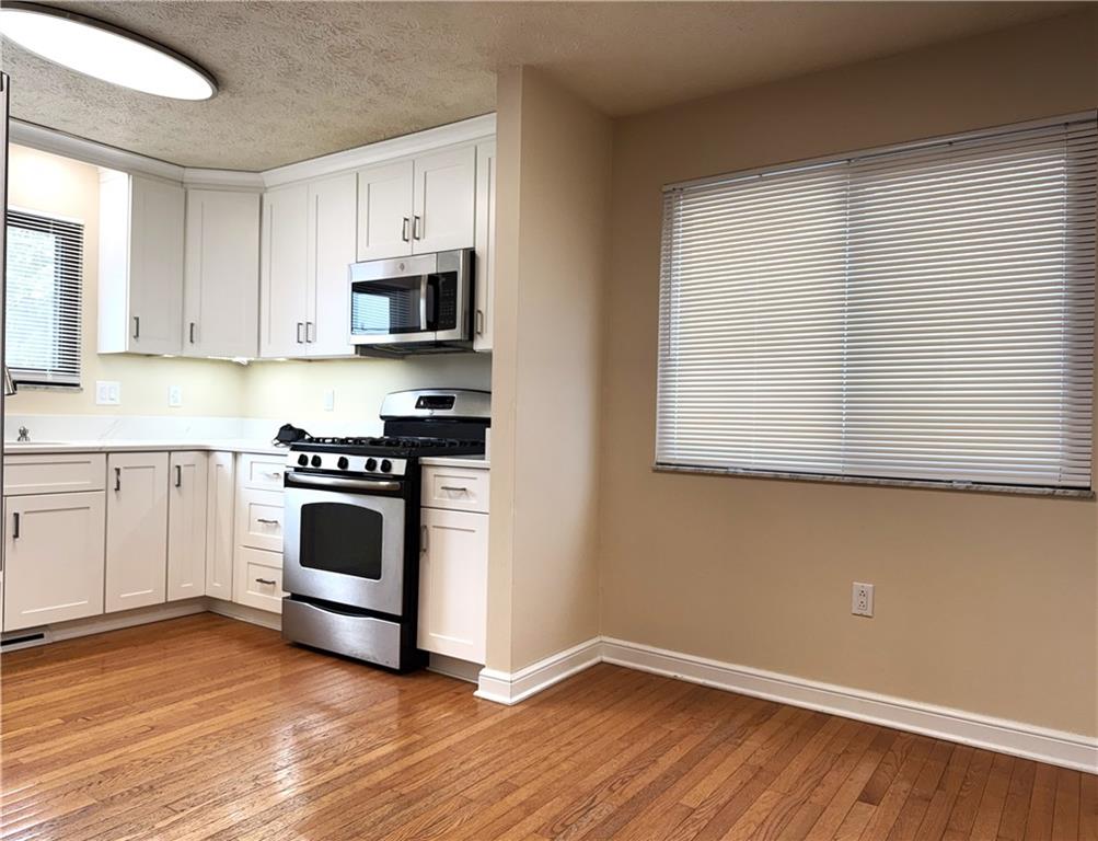 17 Cambria Point Street Pittsburgh, PA 15209 - Photo 9 of 32