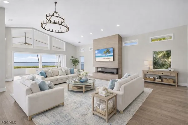 $2,499,000 | 3776 Harold Avenue, Fort Myers, FL 33901