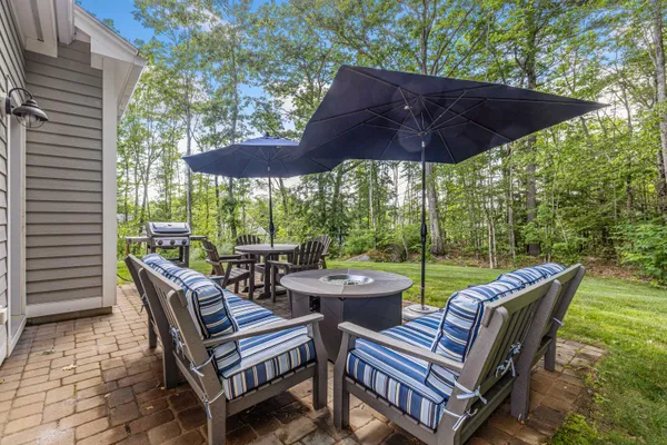 $549,000 | 11 Kings Pine Lane, Unit 127, Arundel, ME 04046