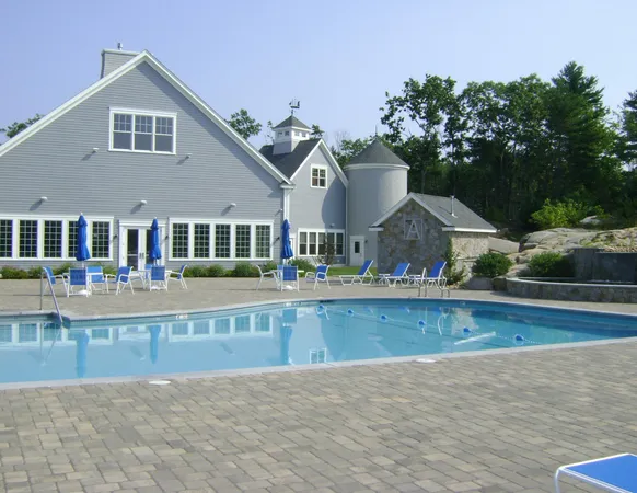 $549,000 | 11 Kings Pine Lane, Unit 127, Arundel, ME 04046