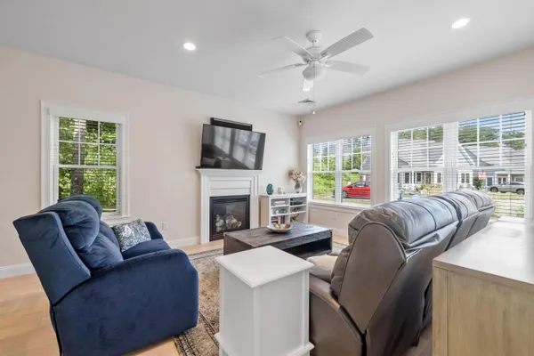 $549,000 | 11 Kings Pine Lane, Unit 127, Arundel, ME 04046