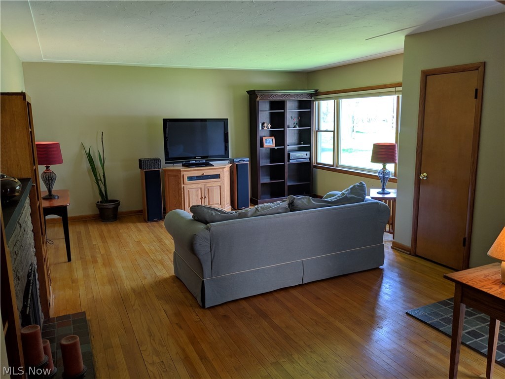 6885 Case Road North Ridgeville, OH 44039 - Photo 6 of 21