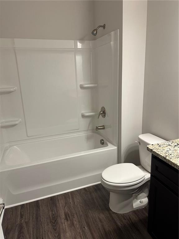 6162 Ripple Way, Unit 78 South Fulton, GA 30349 - Photo 15 of 19 a bathroom with a toilet and a bathtub