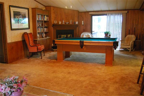 44 Longboat Road Wareham, MA 02576 - Photo 2 of 24 Gallery Image 2