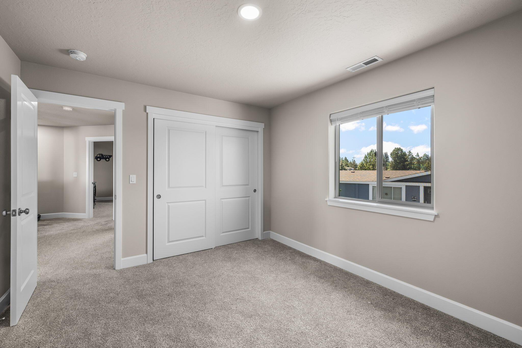 2366 Southwest Newberry Loop Redmond, OR 97756 - Photo 28 of 40 2024_05_18_2366_nw_newberry_loop_rdm-28