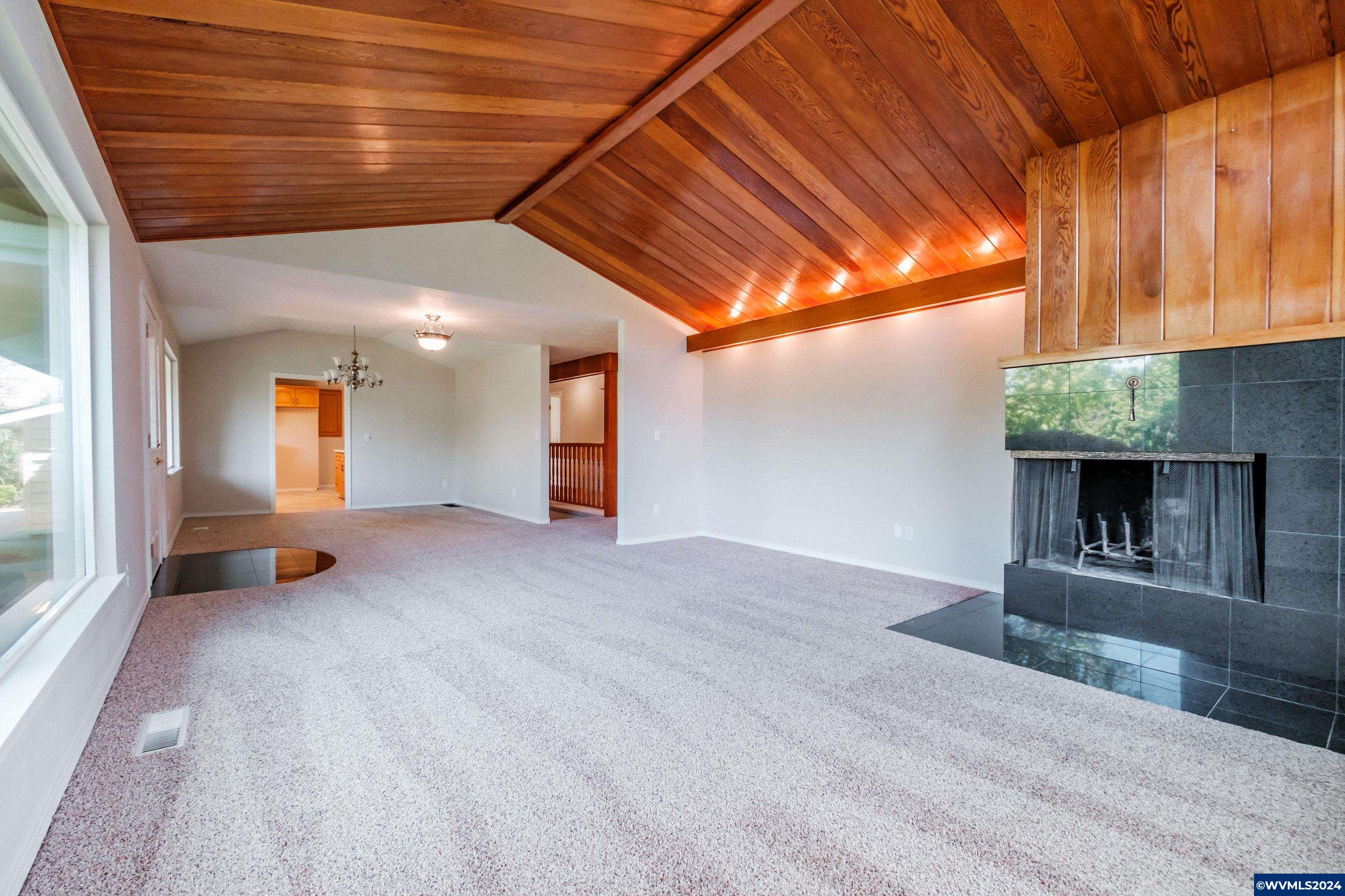 1570 Cordon Road Northeast Salem, OR 97317 - Photo 5 of 42 Gallery Image 5