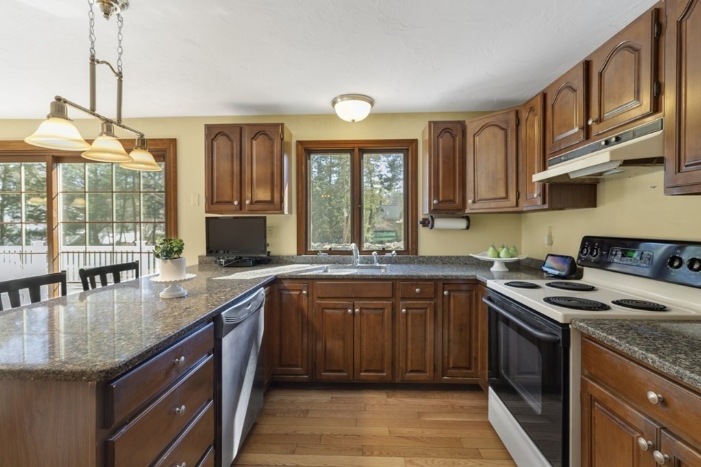 4 Stony Ridge Road Medway, MA 02053 - Photo 3 of 41 Gallery Image 3