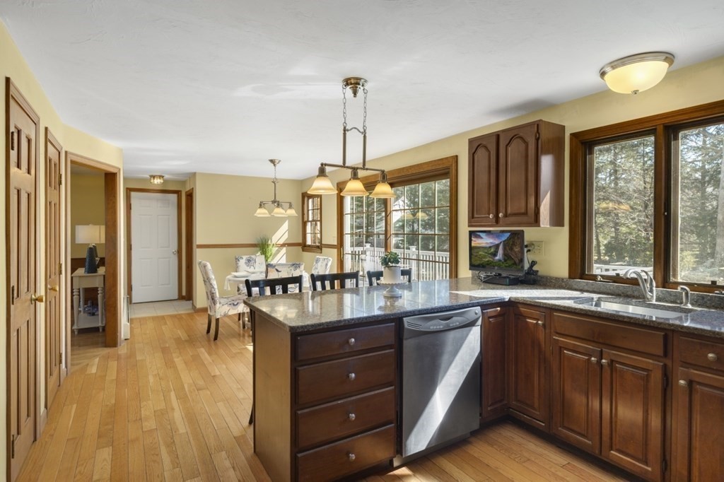 4 Stony Ridge Road Medway, MA 02053 - Photo 7 of 41 Gallery Image 7