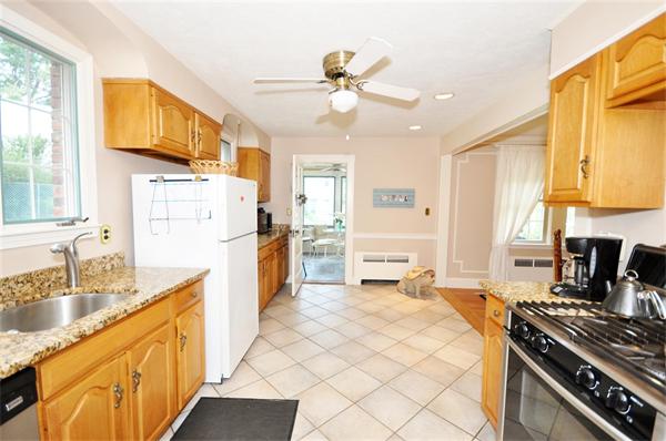 108 Cutter Hill Road Arlington, MA 02474 - Photo 12 of 26