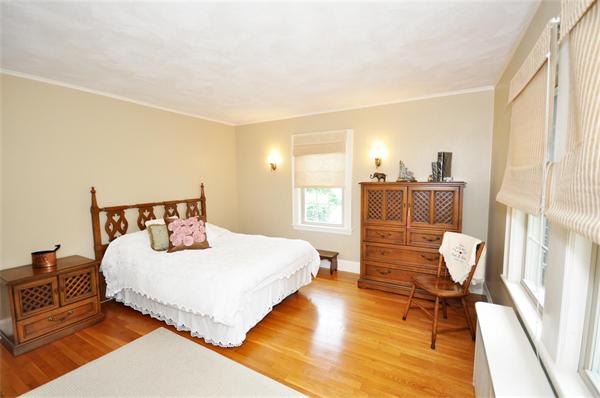 108 Cutter Hill Road Arlington, MA 02474 - Photo 16 of 26