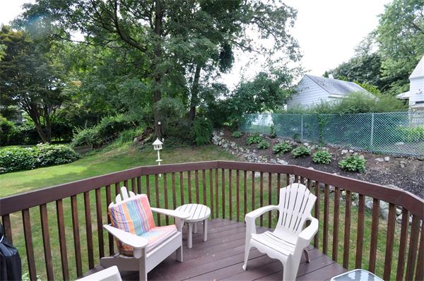 108 Cutter Hill Road Arlington, MA 02474 - Photo 23 of 26