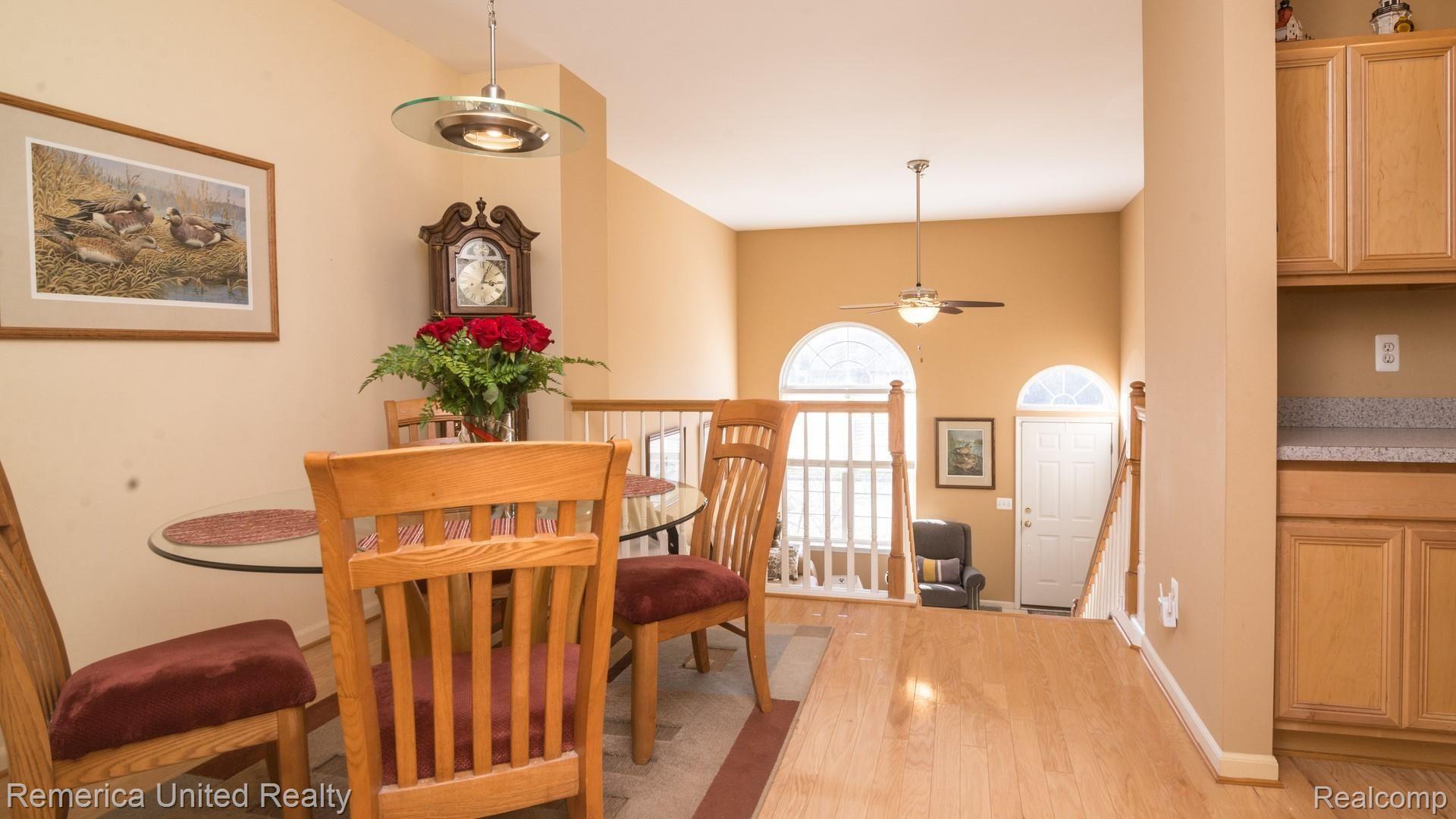 104 West Road Trenton, MI 48183 - Photo 25 of 43 024_30.jpg