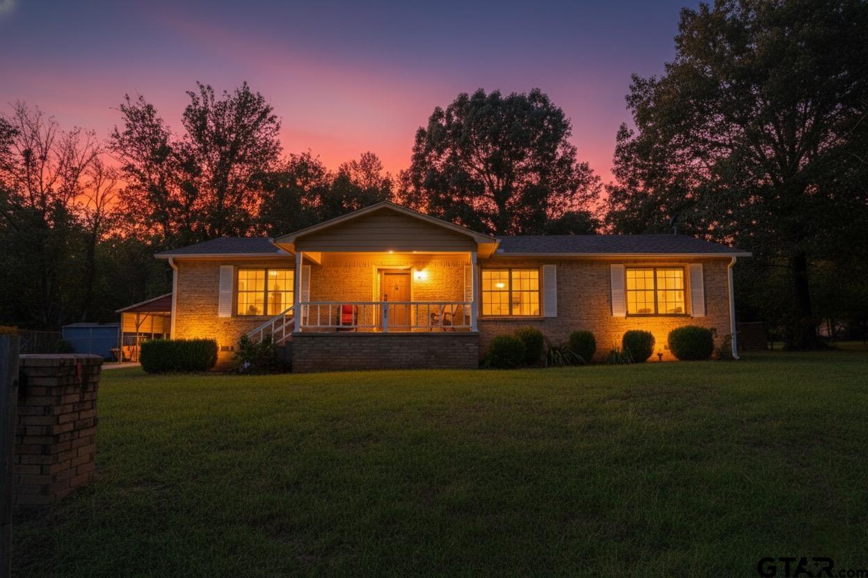 807 High Street Marshall, TX 75670 - Photo 33 of 33 a view of a house with backyard and garden