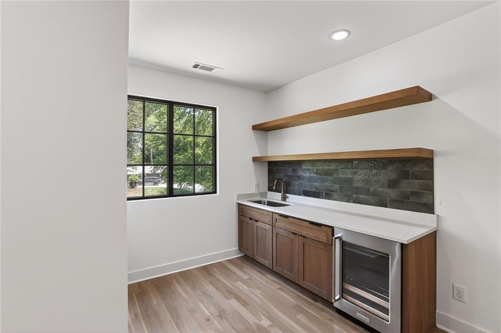 180 Thompson Place Roswell, GA 30075 - Photo 50 of 76