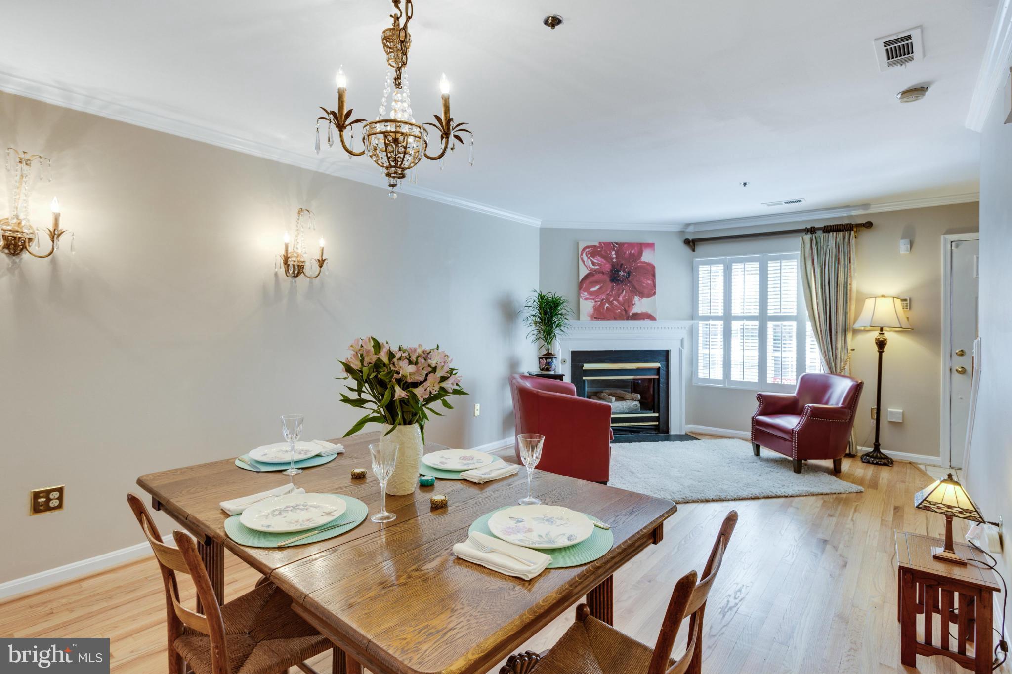 3084 South Glebe Road Arlington, VA 22206 - Photo 4 of 30 Dining Room