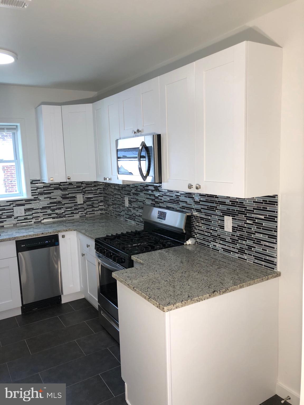 2442 Fitzgerald Street Philadelphia, PA 19145 - Photo 8 of 54 Gallery Image 8