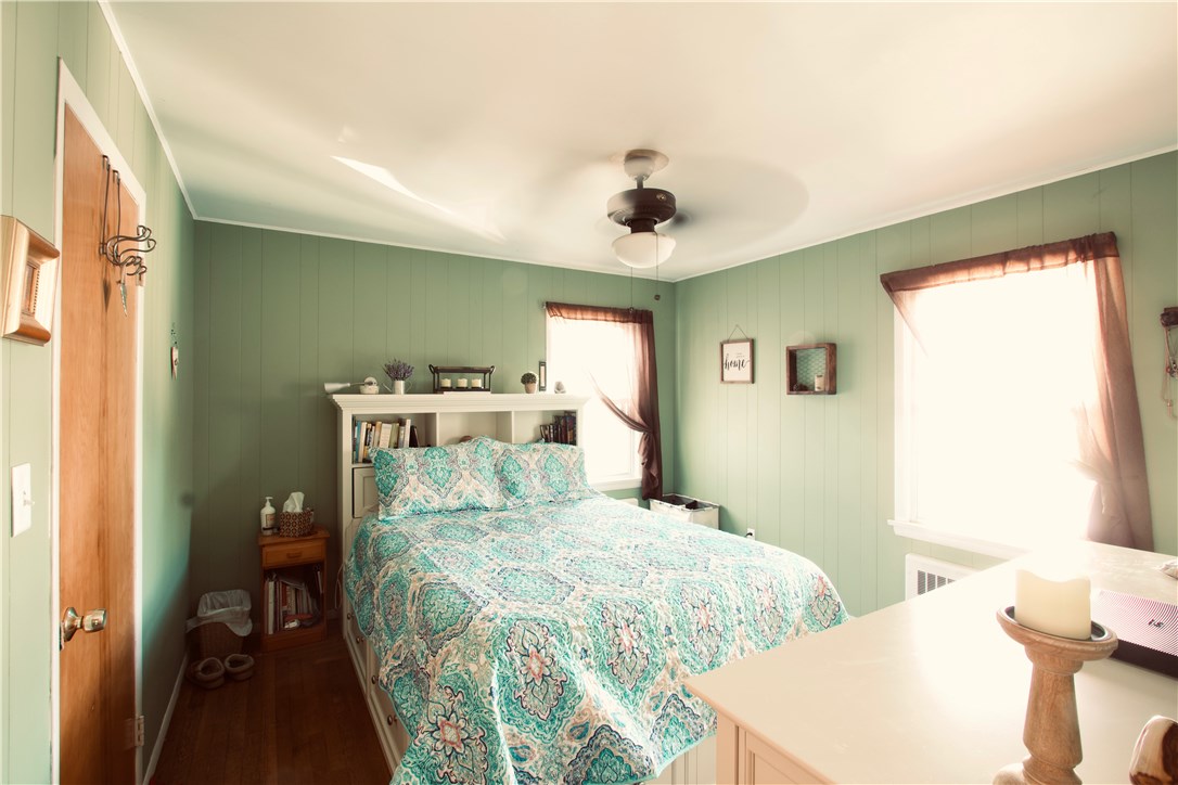 14 Grandview Road Pawtucket, RI 02860 - Photo 8 of 13 Gallery Image 8