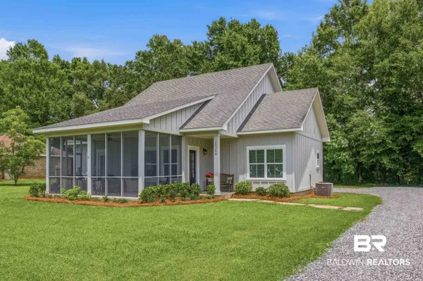 $425,000 | 20398 Beecher Street, Fairhope, AL 36532