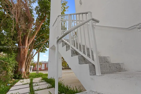 $2,700 | 1935 Northwest 71st Street, Unit B, Miami, FL 33147