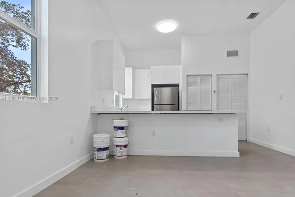 $2,700 | 1935 Northwest 71st Street, Unit B, Miami, FL 33147