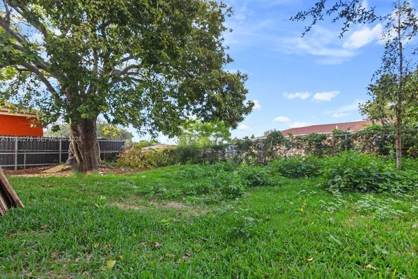 $2,700 | 1935 Northwest 71st Street, Unit B, Miami, FL 33147