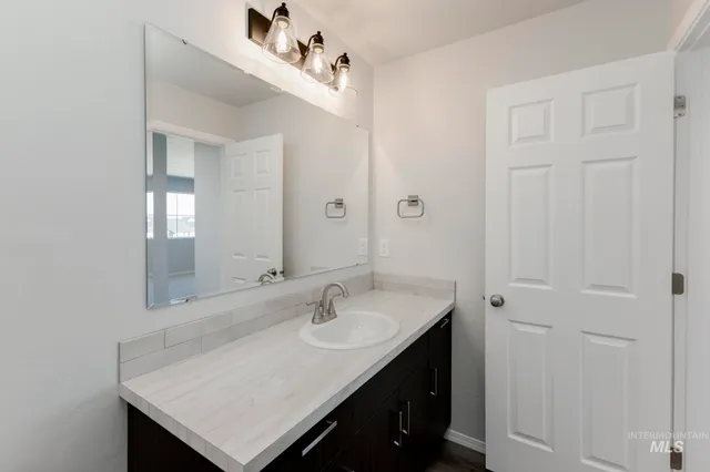 $484,990 | 3270 South Maple Rnch Way, Nampa, ID 83686