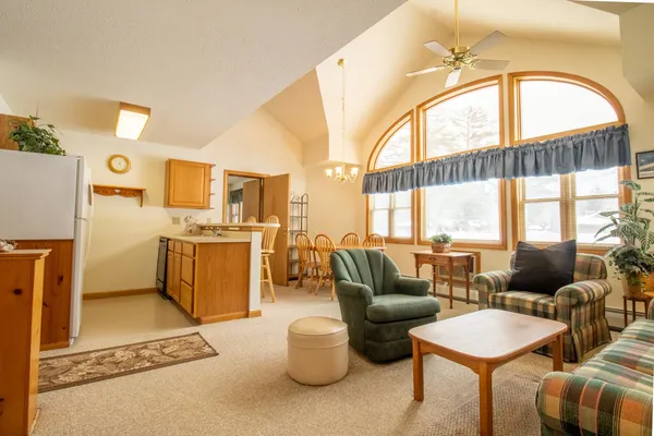 $410,000 | 1646 Daniel Webster Highway, Unit 42, North Woodstock, NH 03262