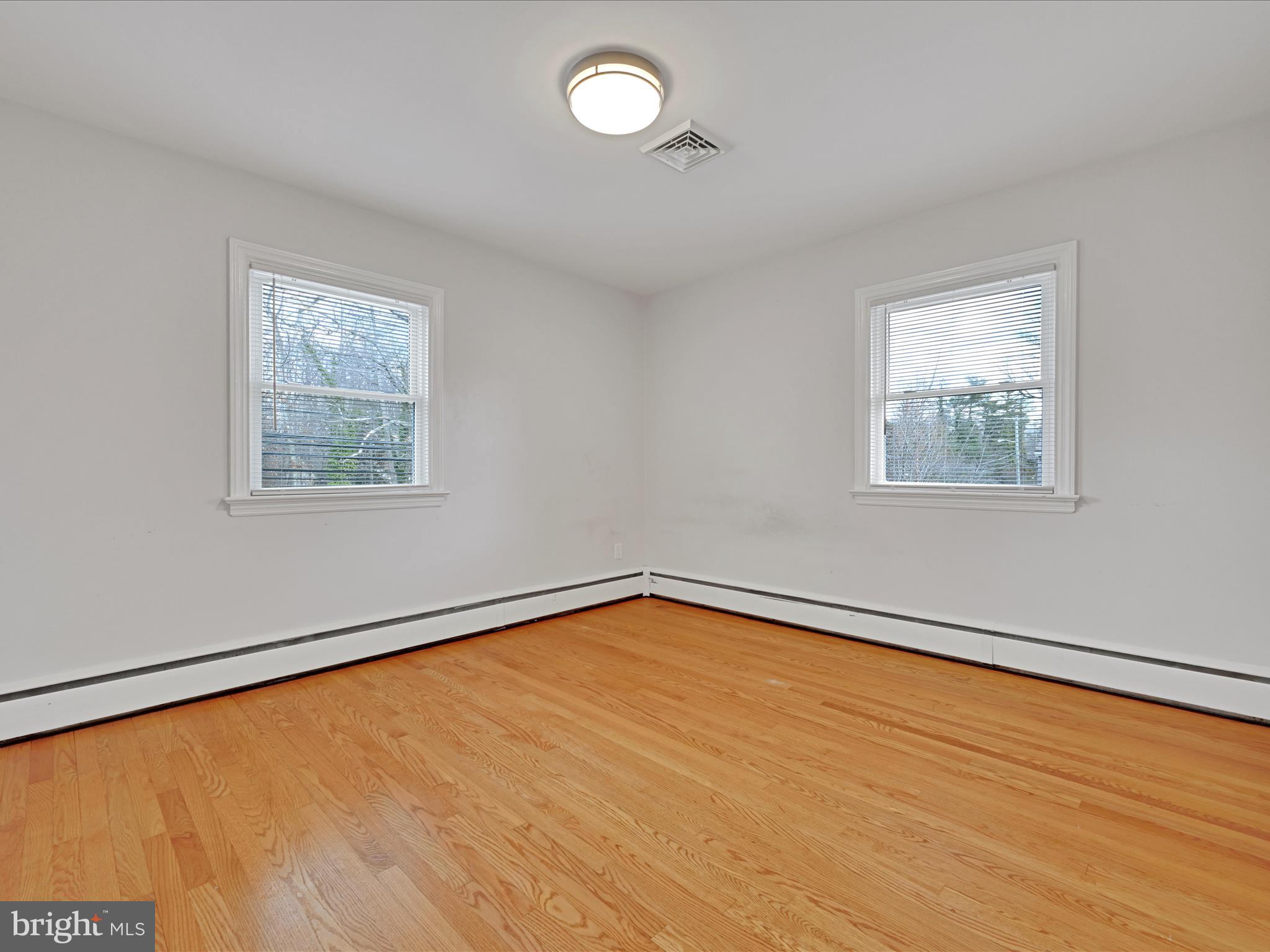 4500 Channing Road Wilmington, DE 19802 - Photo 18 of 35 a view of an empty room with a window