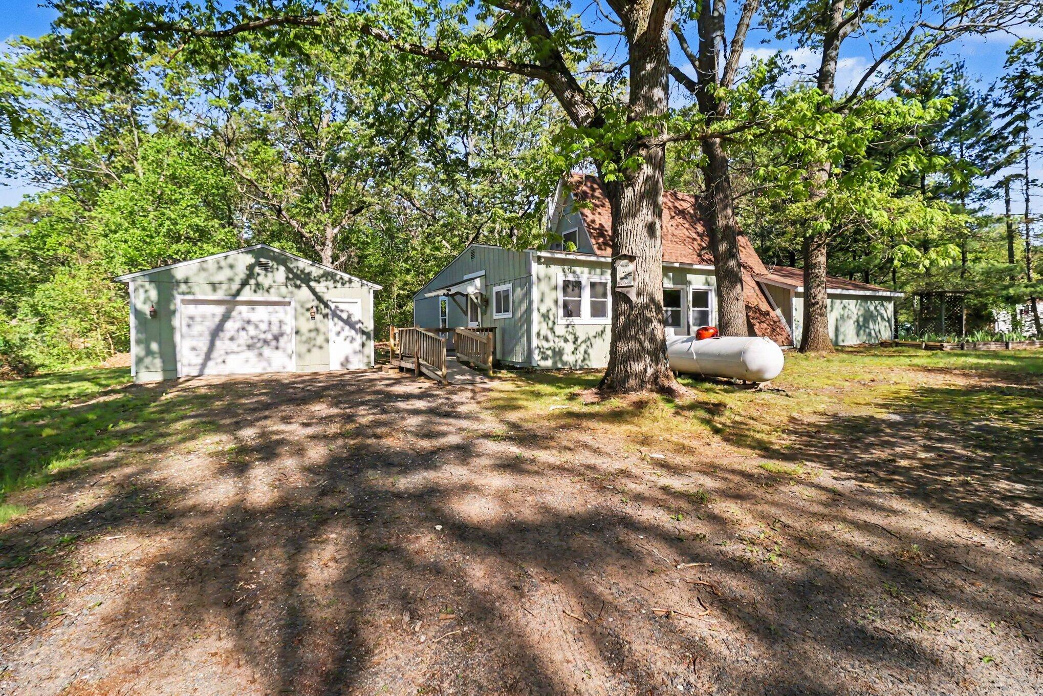 6695 Sherman Road Fountain, MI 49410 - Photo 2 of 29 025_file_2047