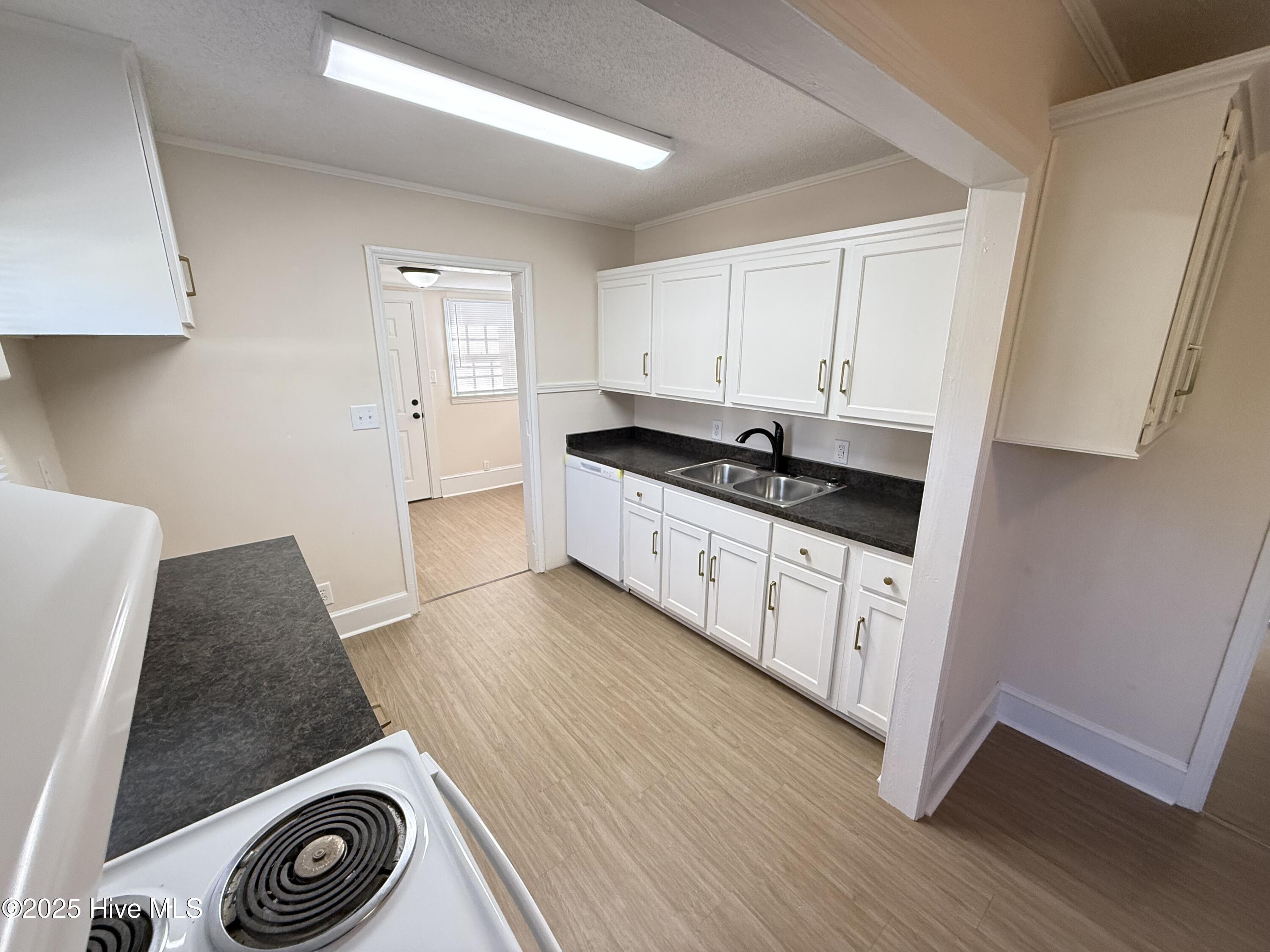 604 Rudolph Street Goldsboro, NC 27530 - Photo 5 of 21 IMG_4967