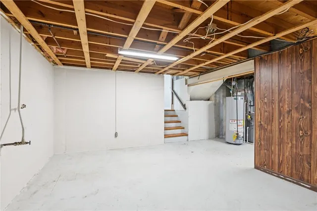 $270,000 | 506 South Adams Street, Raymore, MO 64083