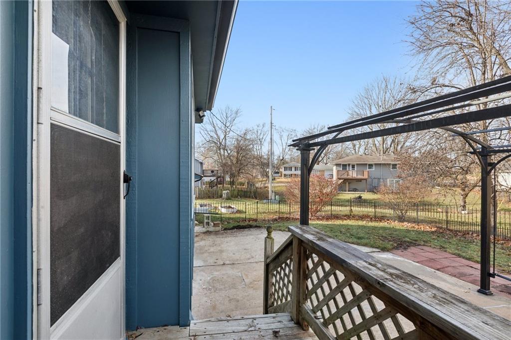 506 South Adams Street Raymore, MO 64083 - Photo 27 of 37