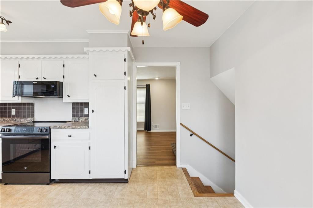 506 South Adams Street Raymore, MO 64083 - Photo 9 of 37