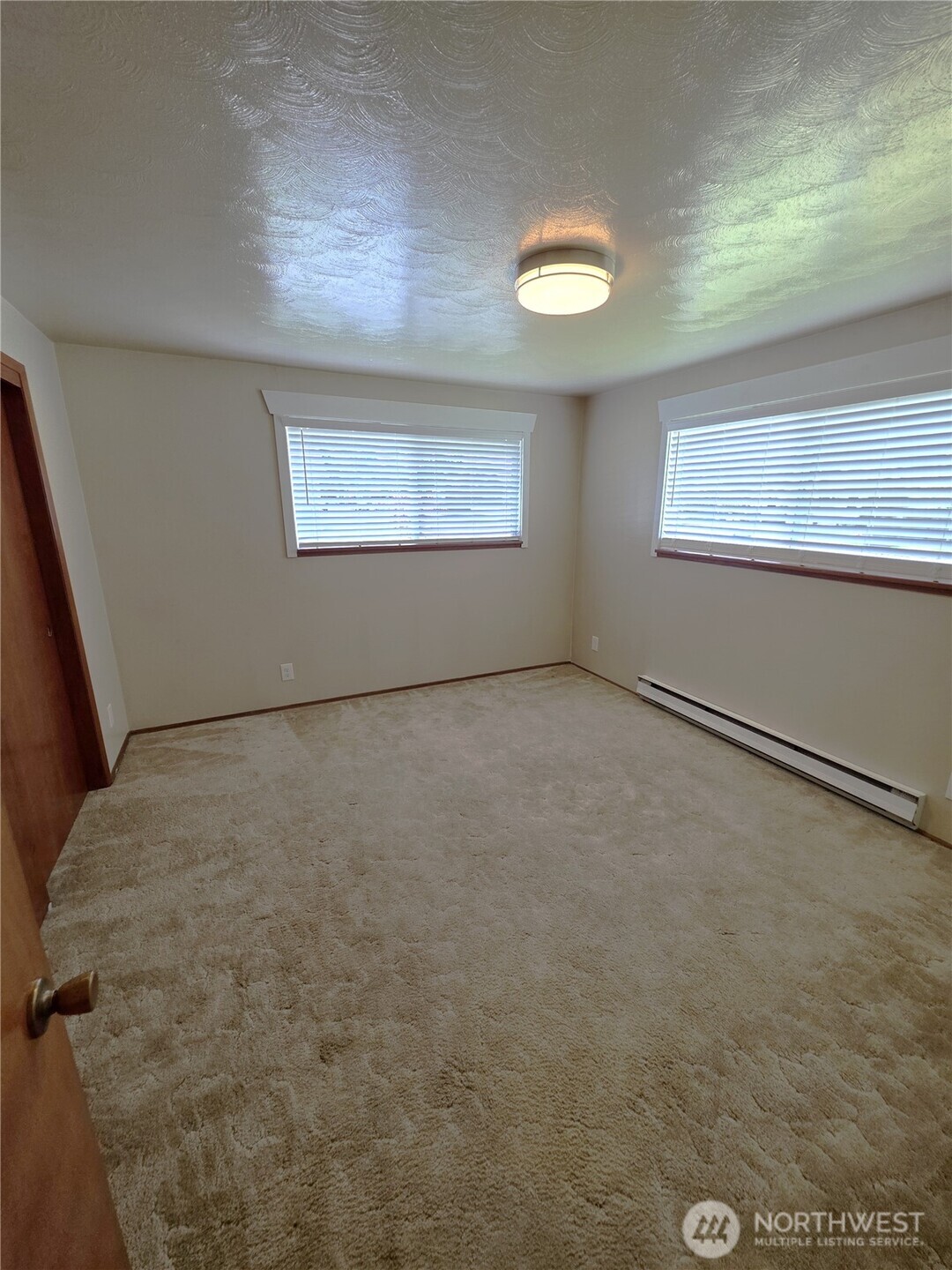 1507 Wright Avenue Sumner, WA 98390 - Photo 9 of 23