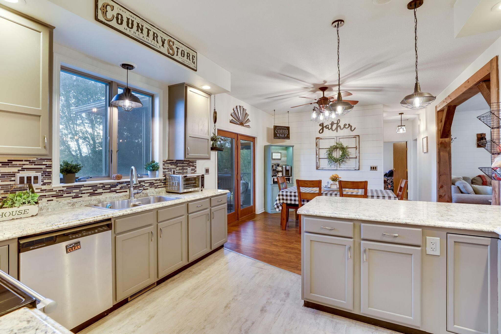 3241 Ritchey Road Southeast Heath, OH 43056 - Photo 26 of 116 Kitchen