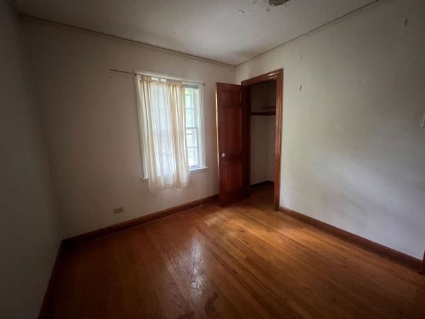 18439 Perth Avenue Homewood, IL 60430 - Photo 11 of 14 Gallery Image 11