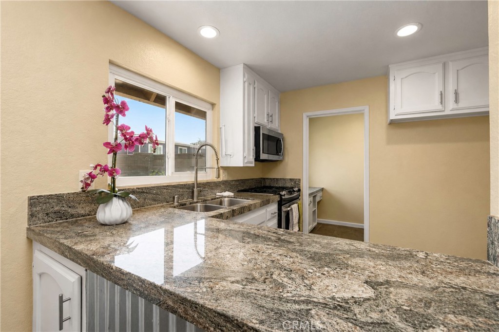 4718 Quartz Hill Road Lancaster, CA 93536 - Photo 11 of 47 Gallery Image 11