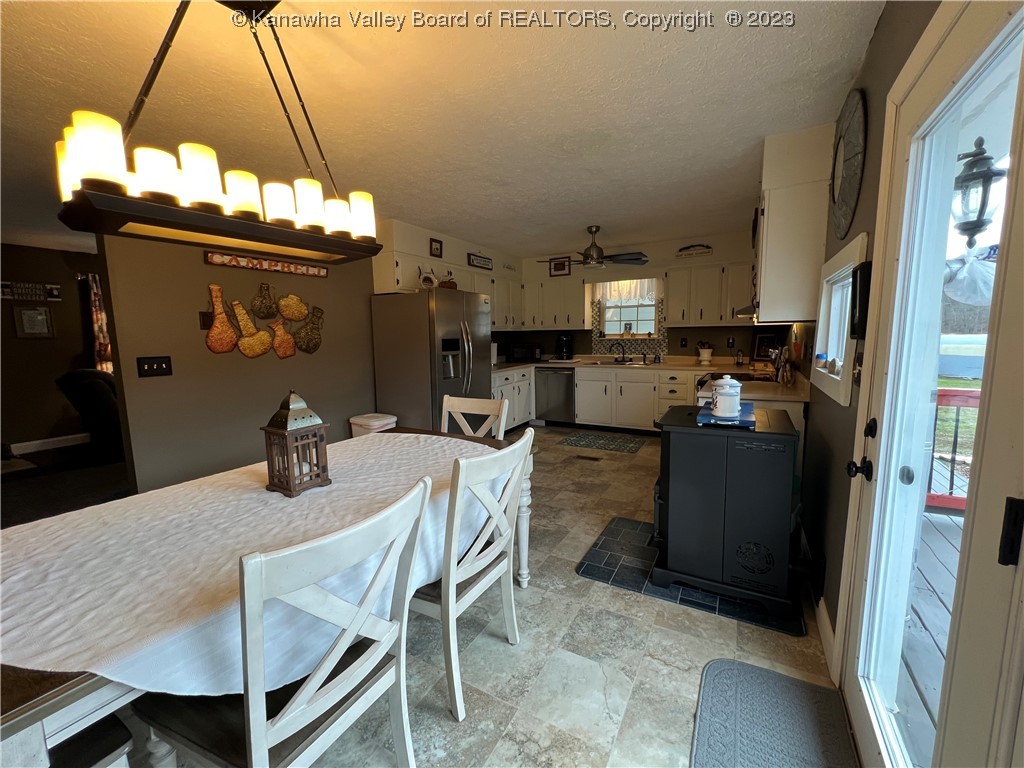 222 Reedyville Road Spencer, WV 25276 - Photo 6 of 33 Gallery Image 6