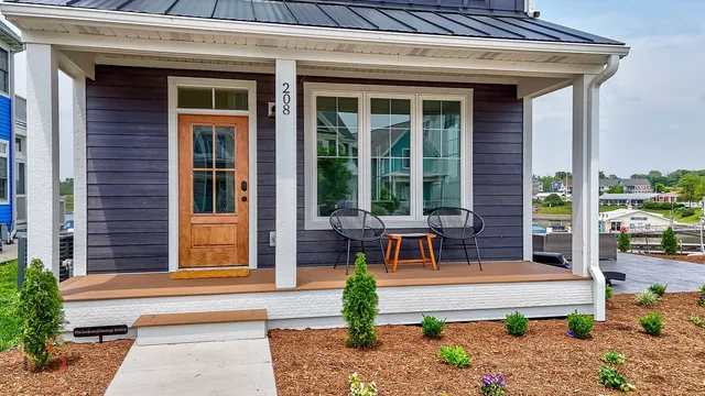 $2,995 | 208 Leeward Way, Ottawa, IL 61350