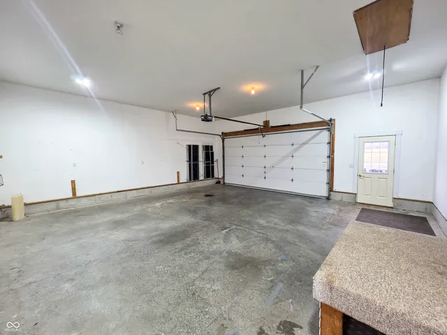 $450,000 | 13684 West Auburn Ridge Court, Linton, IN 47441