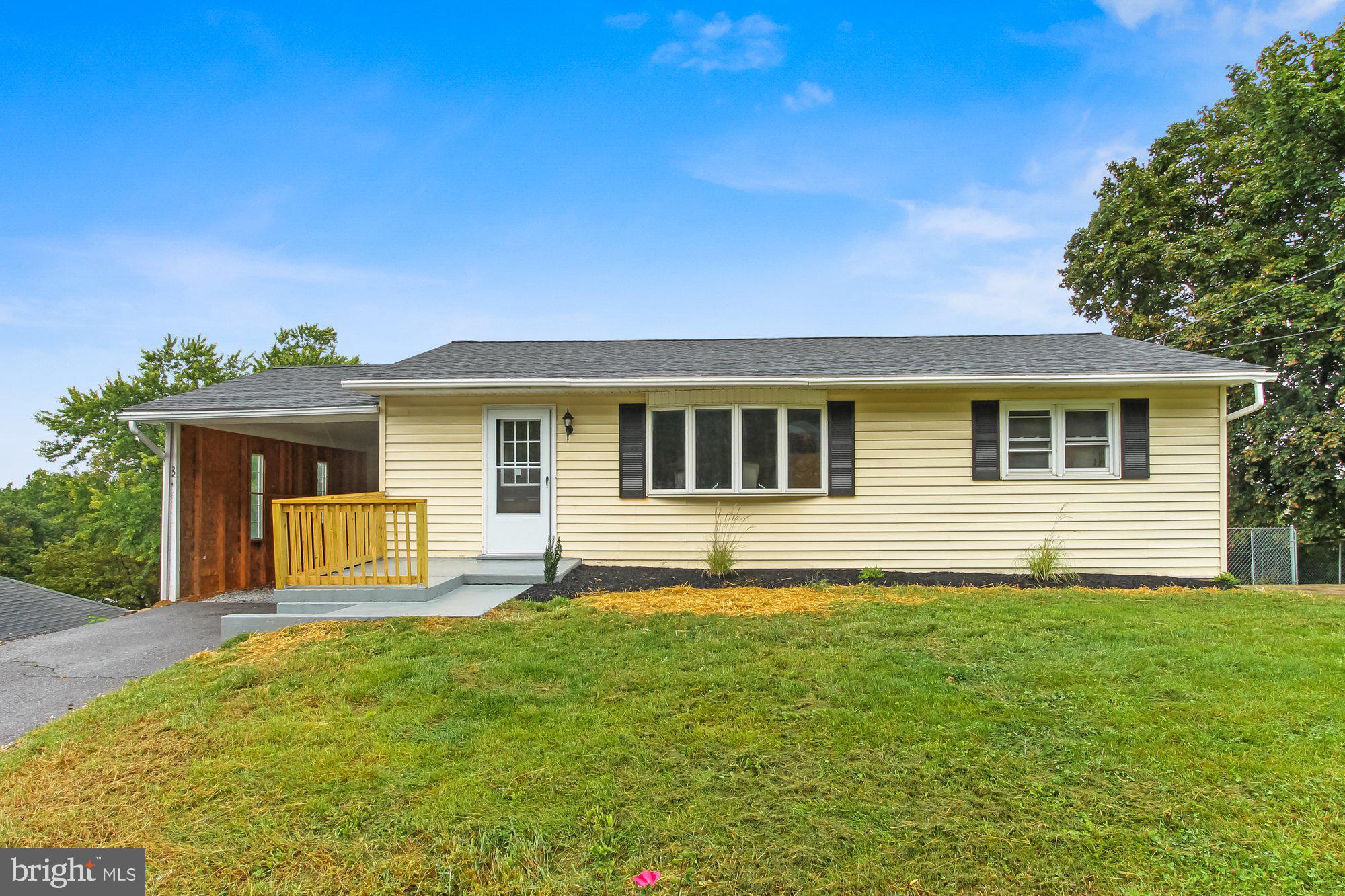 8975 Tomstown Road Waynesboro, PA 17268 - Photo 1 of 26 Gallery Image 1
