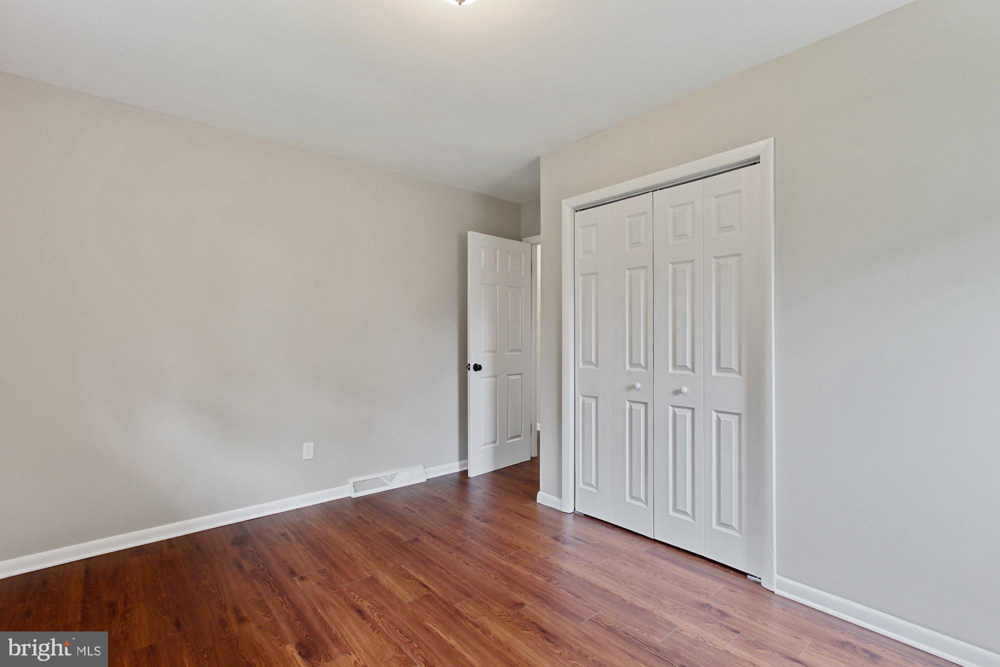 8975 Tomstown Road Waynesboro, PA 17268 - Photo 13 of 26 Gallery Image 13