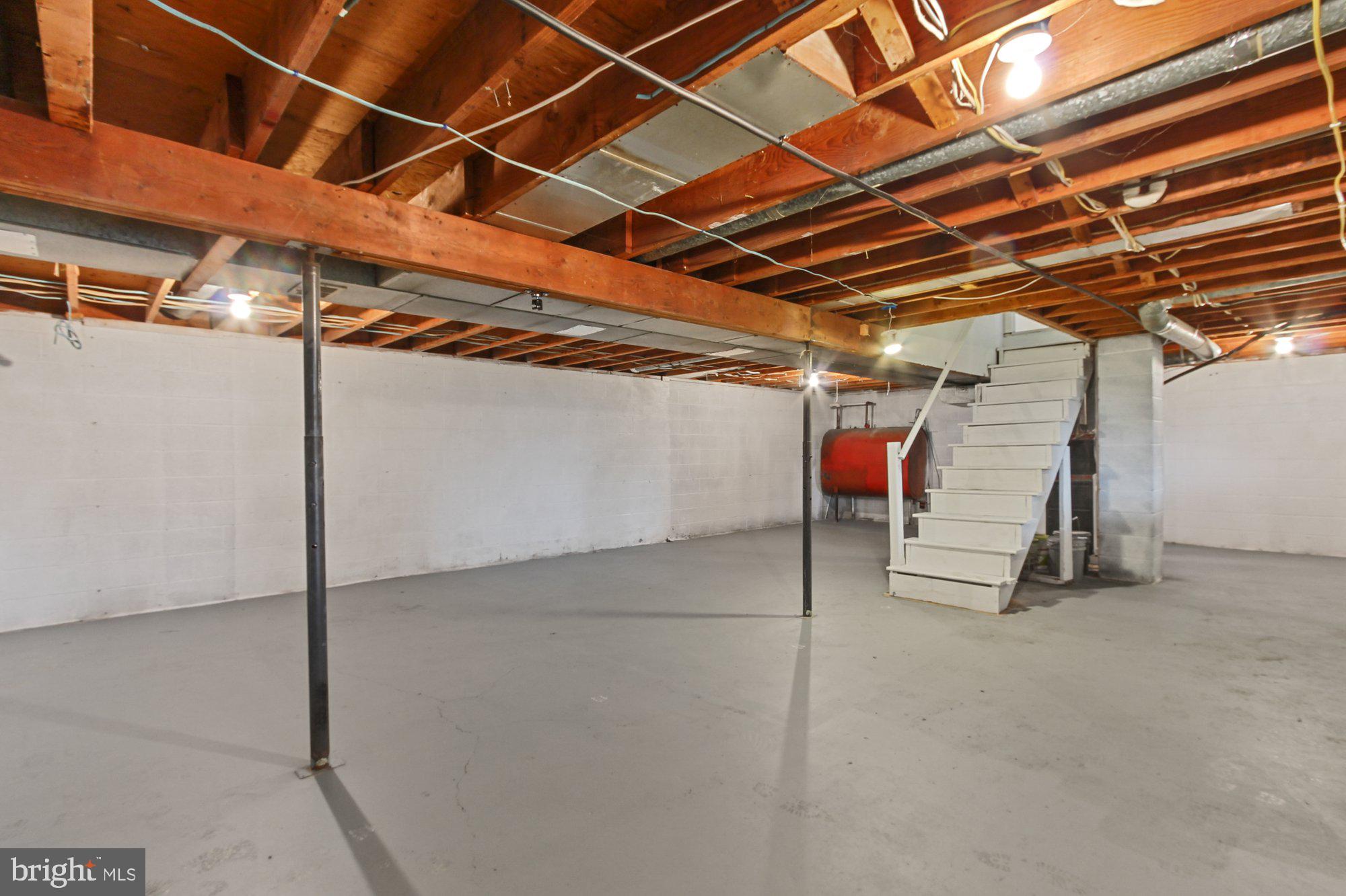 8975 Tomstown Road Waynesboro, PA 17268 - Photo 20 of 26 Gallery Image 20