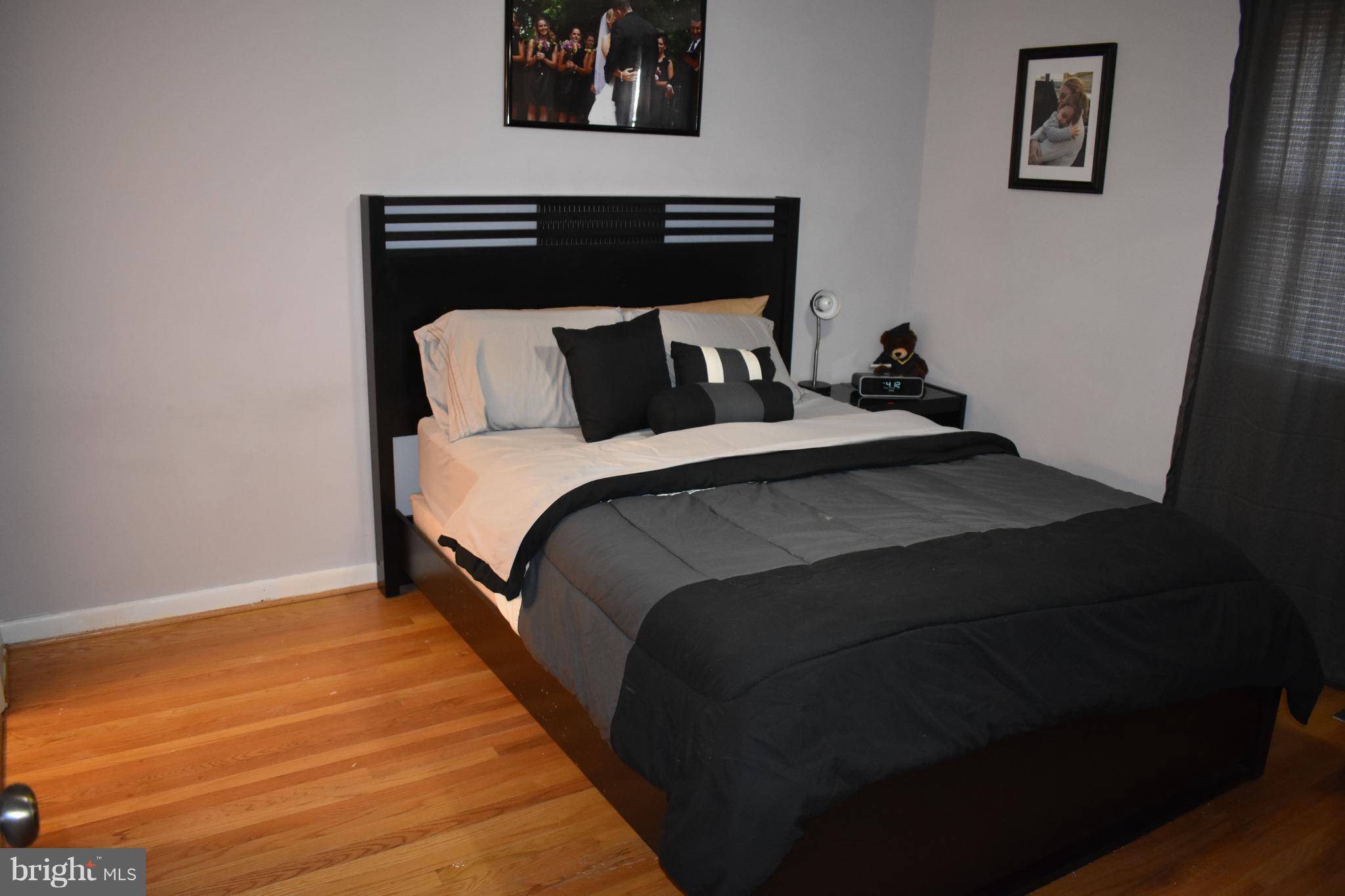 930 Grovehill Road Baltimore, MD 21227 - Photo 8 of 20 Bedroom (Master)