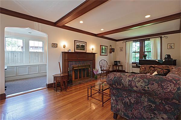 87 Cutter Hill Road Arlington, MA 02474 - Photo 9 of 30