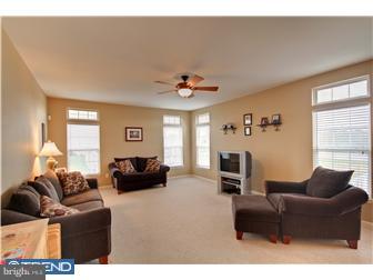 115 Stoneham Way Mickleton, NJ 08056 - Photo 4 of 24 Family Room